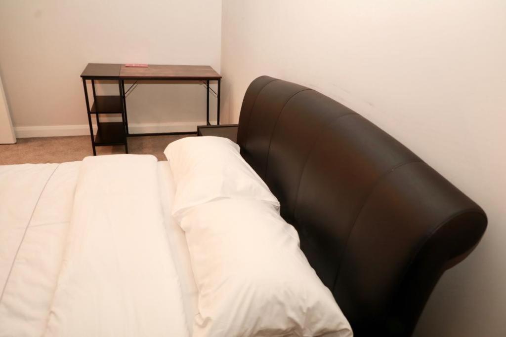 Lovely 2- Bedroom Apartment In Belfast Kültér fotó
