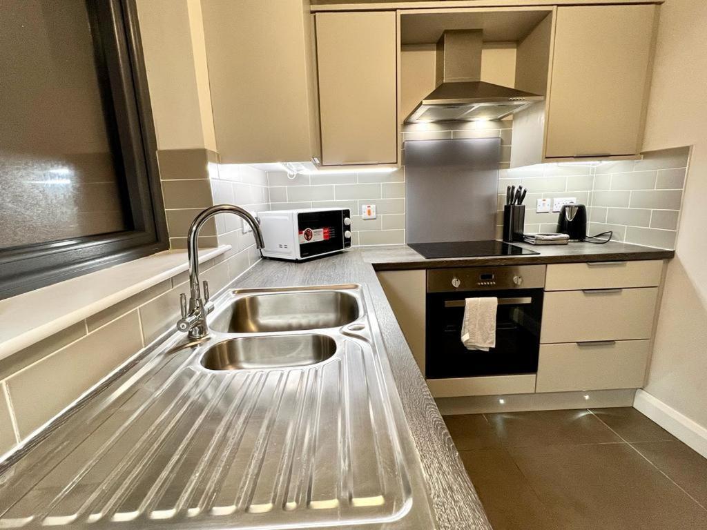 Lovely 2- Bedroom Apartment In Belfast Kültér fotó